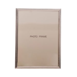 Silver-Hammered-Line-Frame-15x20_2