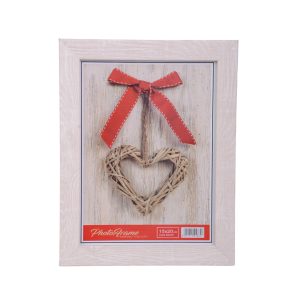 White-Driftwood-Heart-Frame-15x20